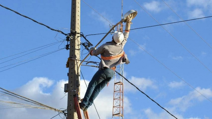 Prefeitura inicia processo de reposição de lâmpadas da iluminação pública.